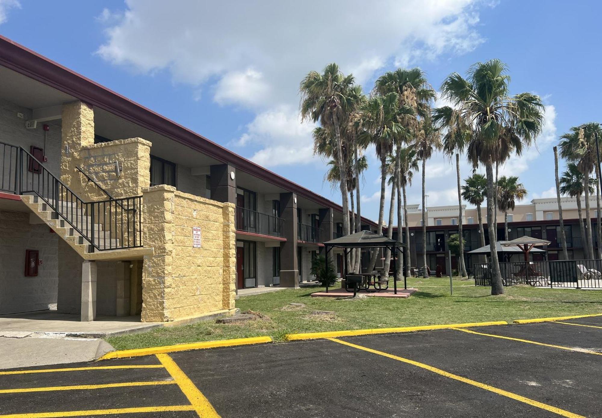 Red Roof Inn Corpus Christi North - Near Downtown Екстер'єр фото